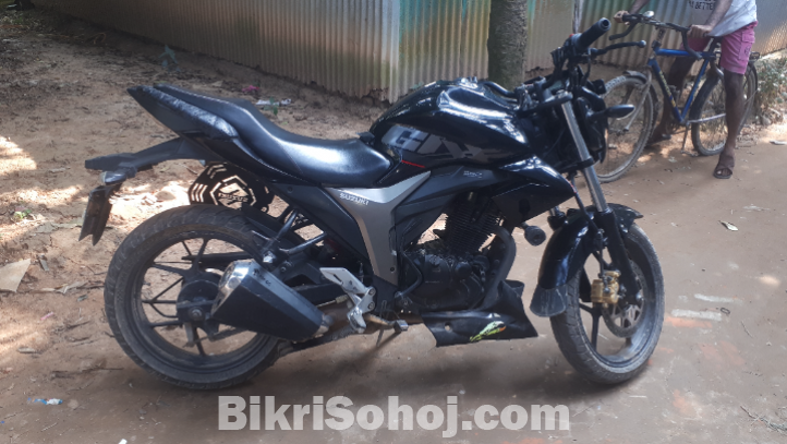 Suzuki zixxer monoton 2020